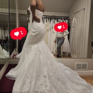 Elegant White Lace Wedding Dress